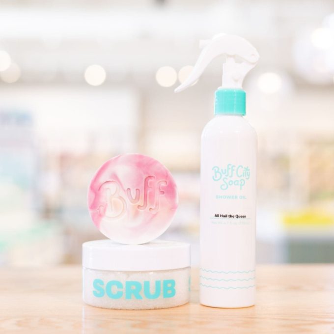 All Hail The Queen Shave Collection with Shower Oil